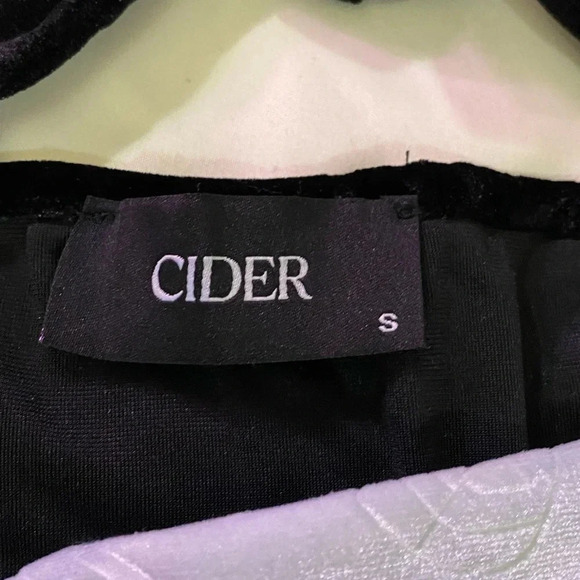 Cider women’s black white velvet  halter long floral dark academia overalls. S - Picture 9 of 9